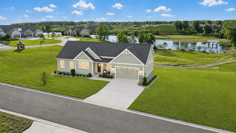 Unit for sale at 426 Moon Bay Dr, Kuttawa, KY 42055