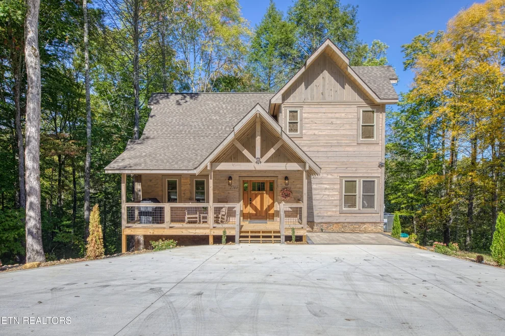Unit for sale at 2743 Owls Cove Way, Sevierville, TN 37862