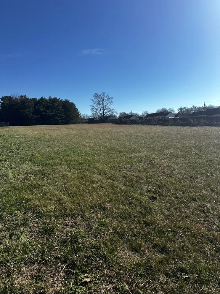 Unit for sale at 3138 Christmasville Rd, Jackson, TN 38305
