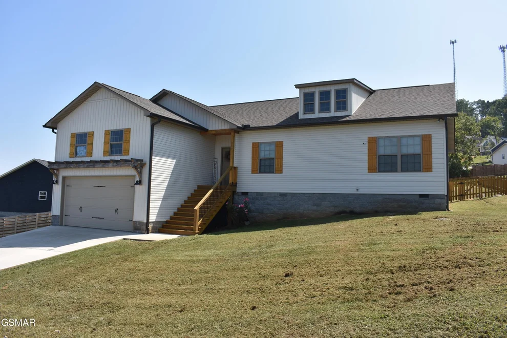 Unit for sale at 216 Clear Creek Way, Kodak, TN 37764