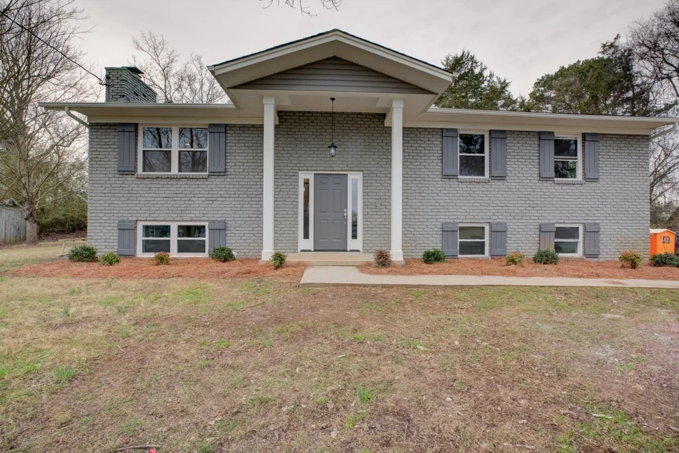 Unit for sale at 7601 Moon Crest Court, Powell, TN 37849