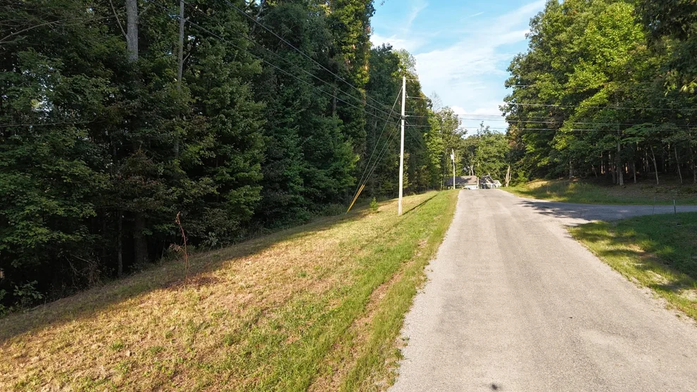 Unit for sale at 11 Poston Drive, Monterey, TN 38574