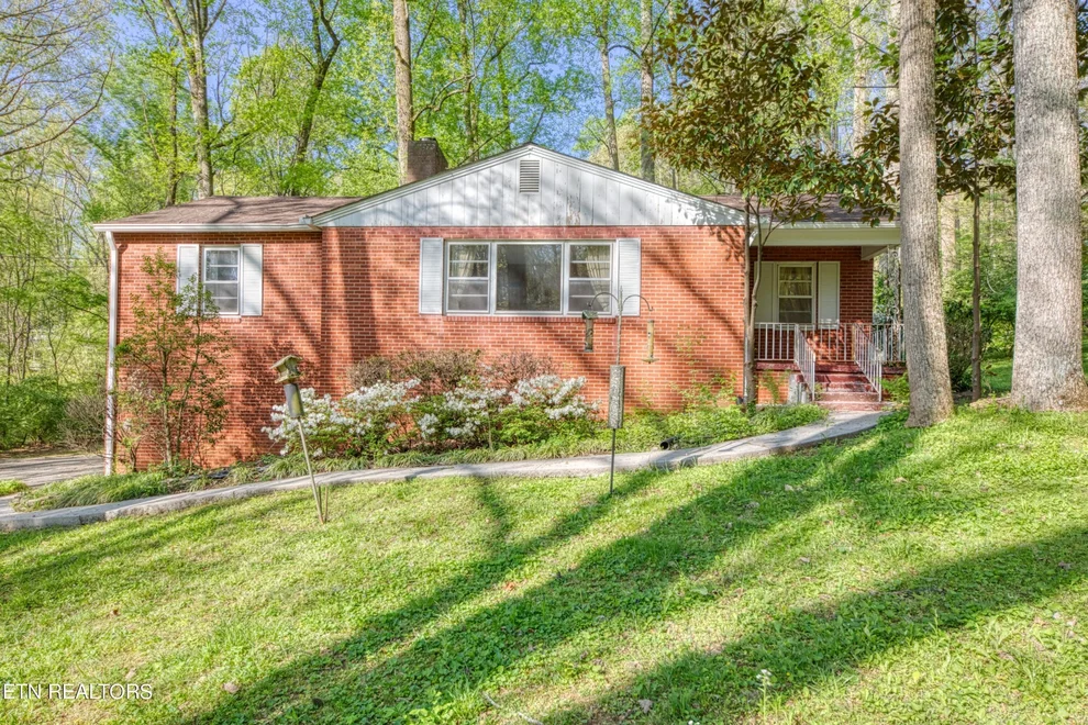 Unit for sale at 6005 Weems Rd, Knoxville, TN 37918