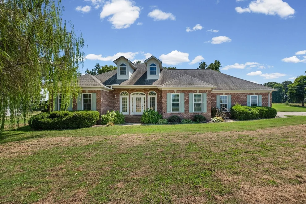 Unit for sale at 371 BRIERHEDGE RD, Covington, TN 38019