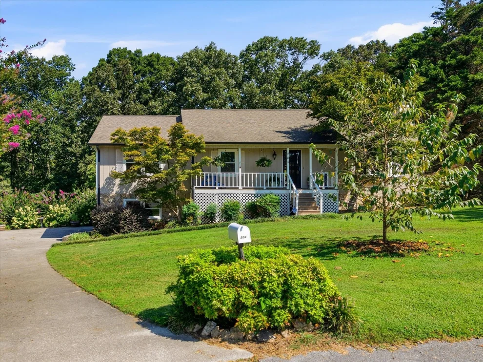 Unit for sale at 204 Carly Drive, Dalton, GA 30721