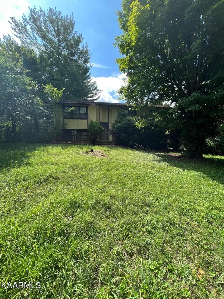 Unit for sale at 5844 Washington Pike, Knoxville, TN 37918