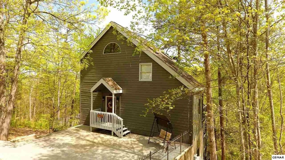 Unit for sale at 3523 Brook Stone Way, Pigeon Forge, TN 37863