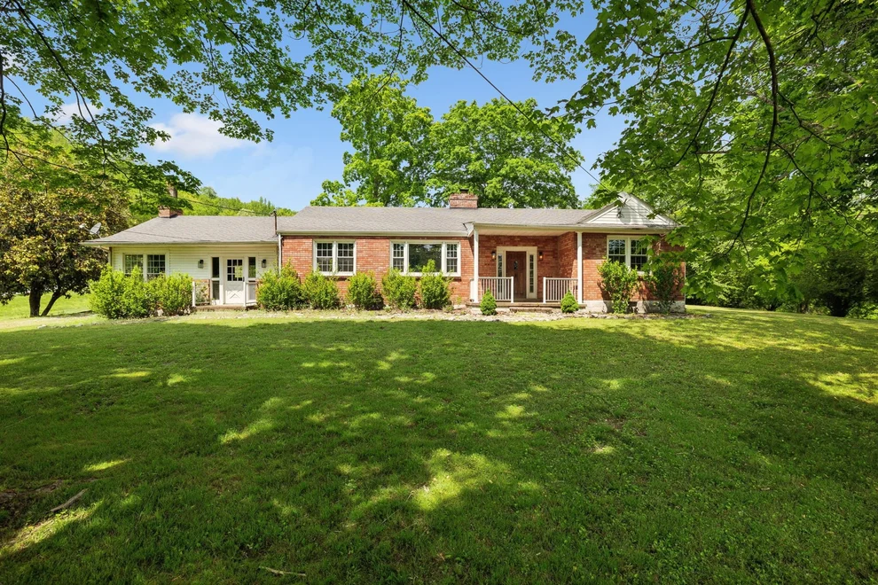 Unit for sale at 1155 Ridge Hill Rd, Goodlettsville, TN 37072