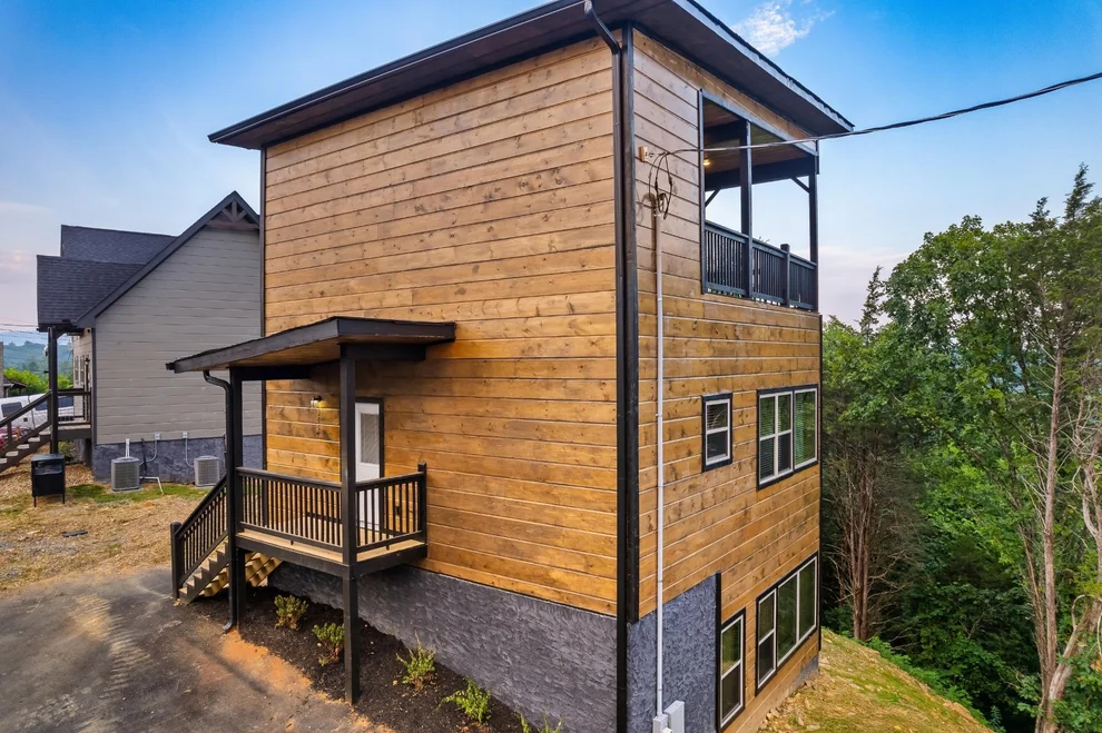Unit for sale at 2057 Eagle Feather Drive, Sevierville, TN 37876