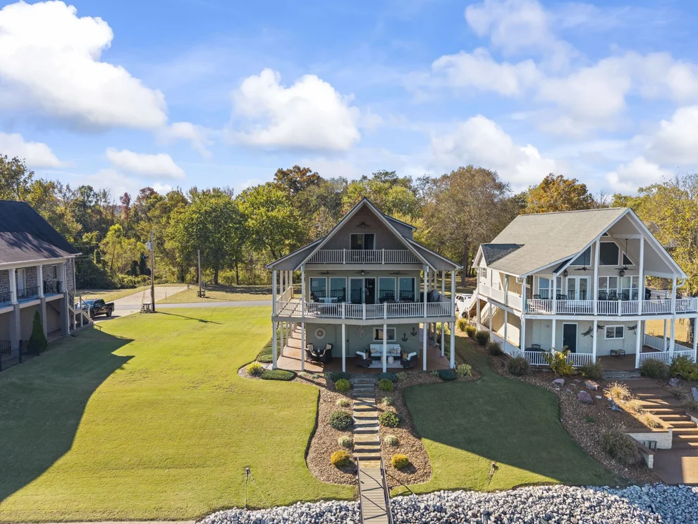 Unit for sale at 744 Miracle Rd, Decaturville, TN 38329