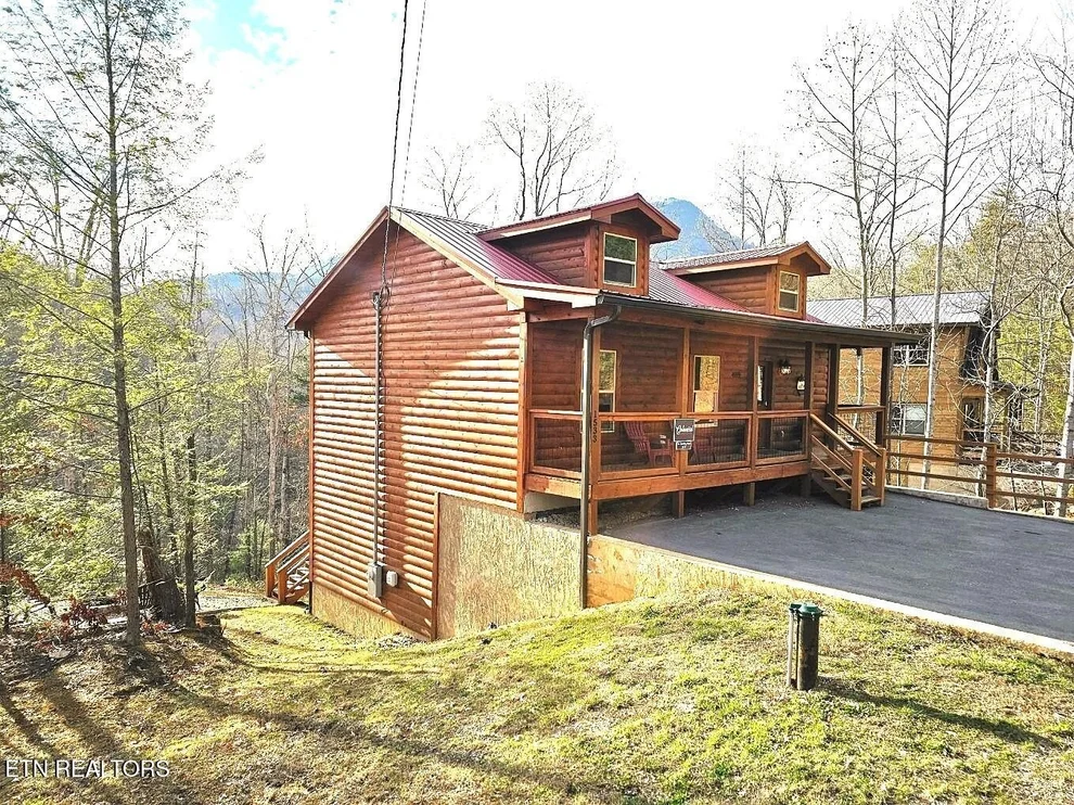 Unit for sale at 1533 Bear Valley Rd, Sevierville, TN 37876