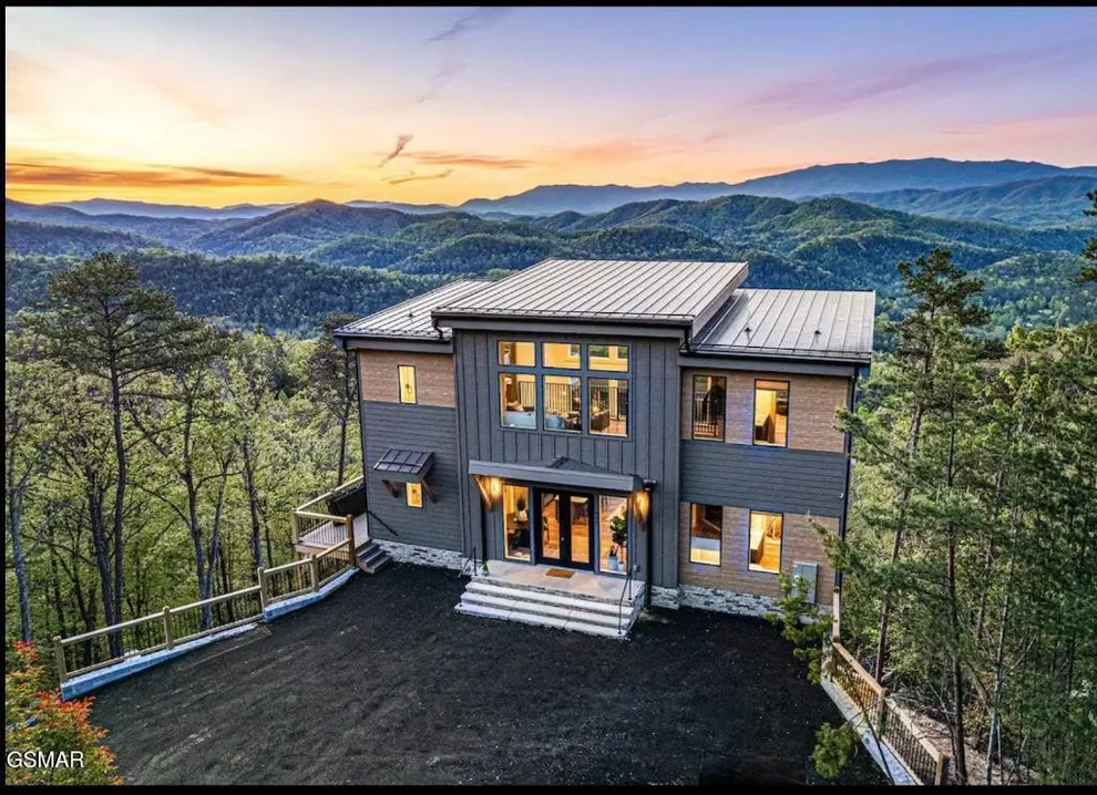Unit for sale at 937 Autumn Ridge Way, Sevierville, TN 37876