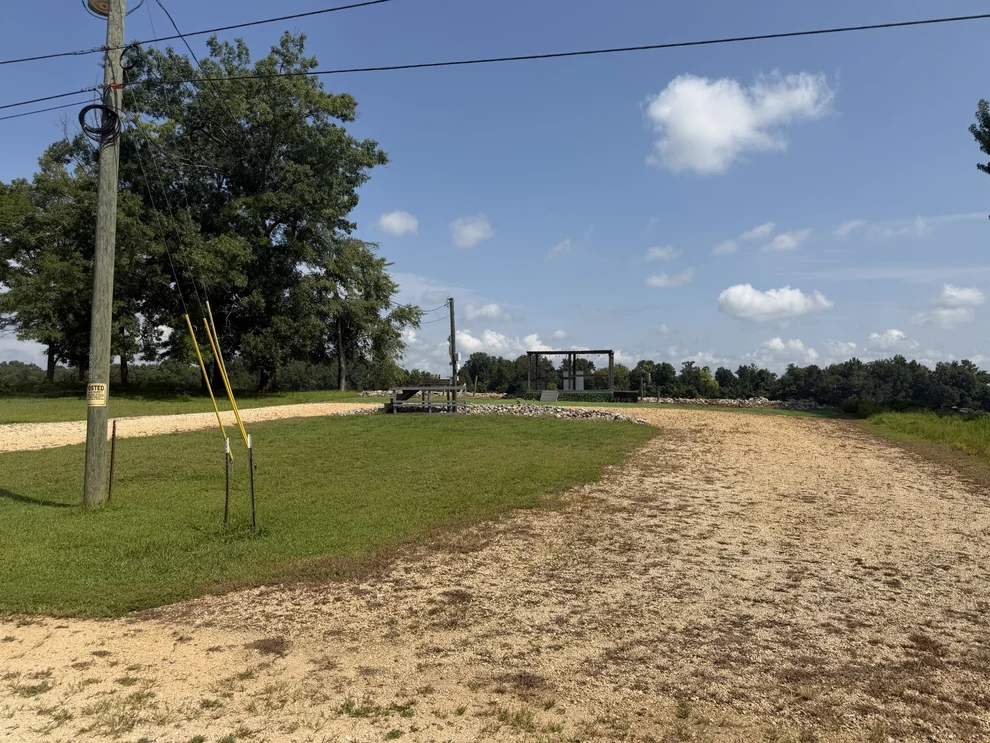 Unit for sale at 715 Praire Land Dr, Savannah, TN 38372