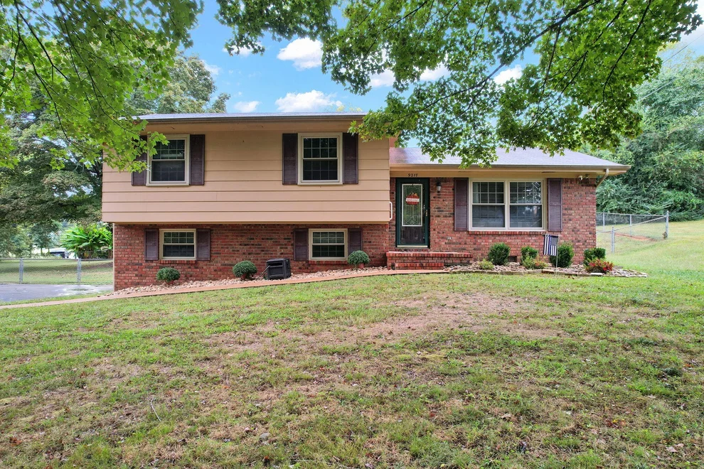 Unit for sale at 9217 Villagewood Drive, Harrison, TN 37341
