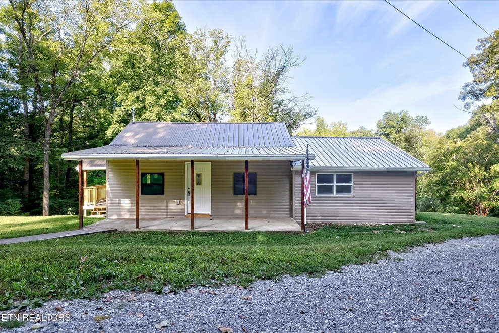 Unit for sale at 184 Shaddon Rd, Tellico Plains, TN 37385