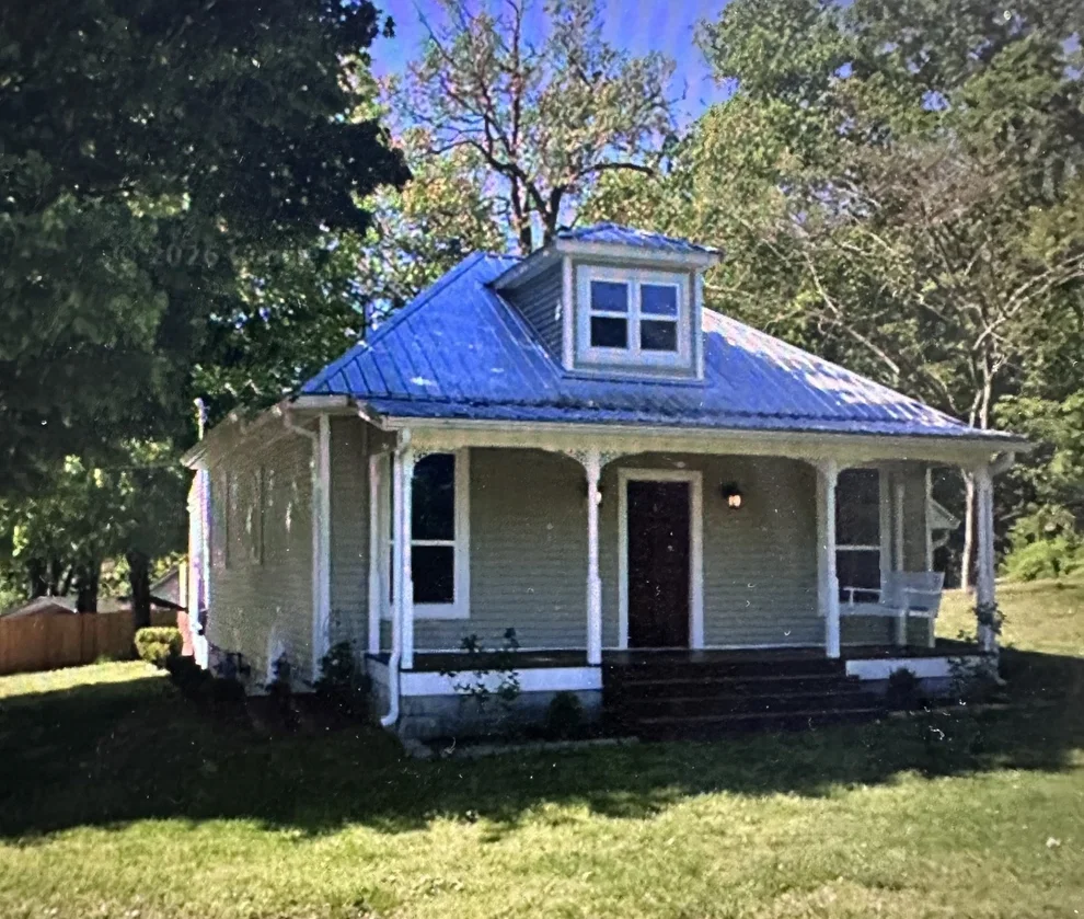 Unit for sale at 3807 Highway 48 N, Charlotte, TN 37036
