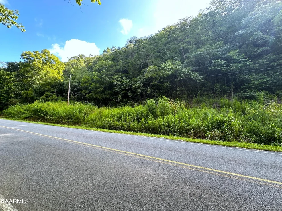 Unit for sale at 2128 Holt Town Rd, Newport, TN 37821