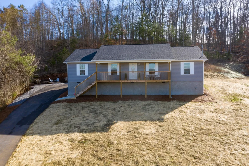 Unit for sale at 501 Catlett Drive, Kodak, TN 37764