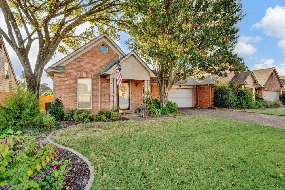 Unit for sale at 2749 COLONIAL TOWERS DR, Cordova, TN 38016
