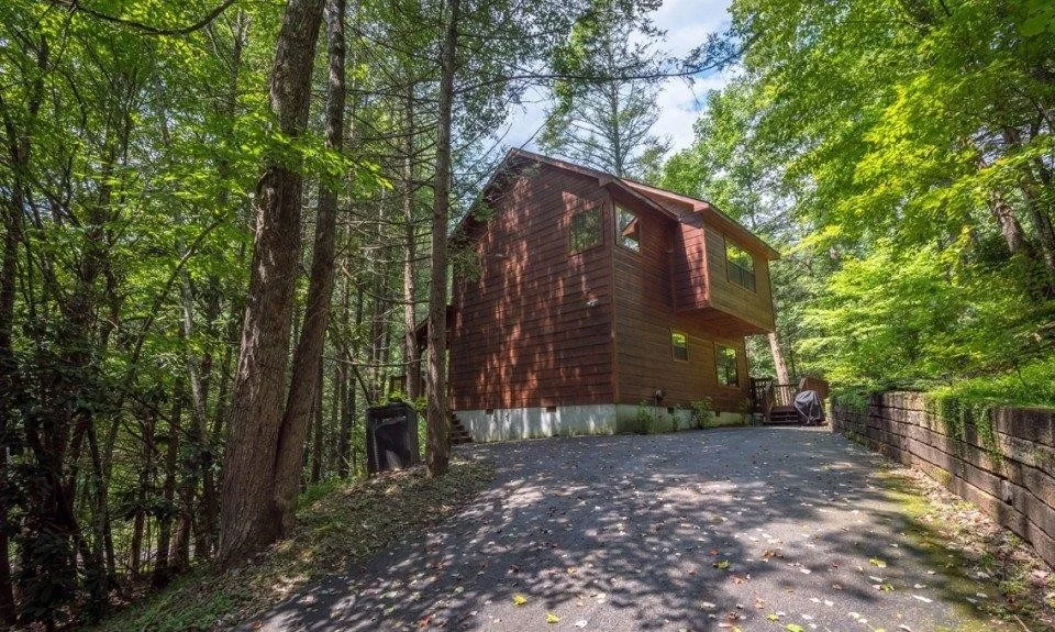 Unit for sale at 410 Pa Proffitt Road, Gatlinburg, TN 37738