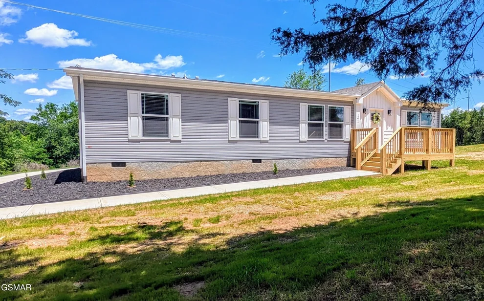 Unit for sale at 141 Hill Loop, Madisonville, TN 37354