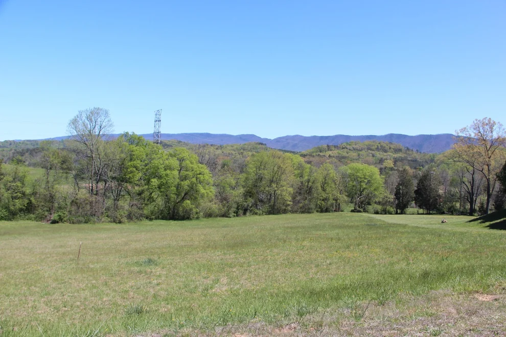 Unit for sale at 1574 Mint Meadows Drive, Maryville, TN 37803