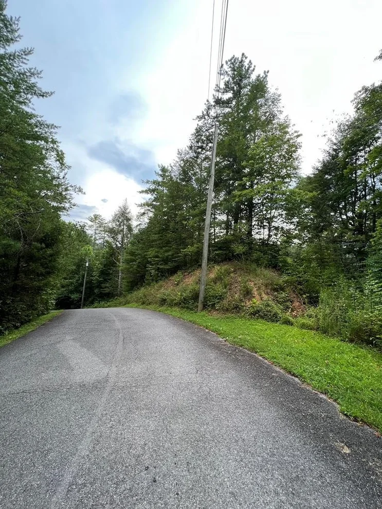 Unit for sale at 4 Mountain Rest Way, Sevierville, TN 37876