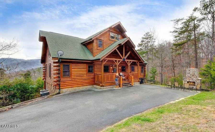 Unit for sale at 2710 Cats Paw Lane, Sevierville, TN 37862