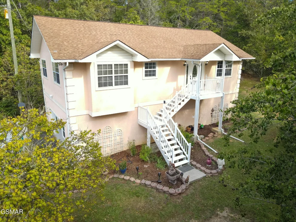 Unit for sale at 820 Matthews Way, Sevierville, TN 37876
