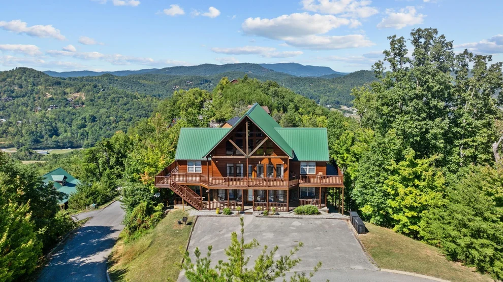 Unit for sale at 3650 Wilderness Mountain Road, Sevierville, TN 37862