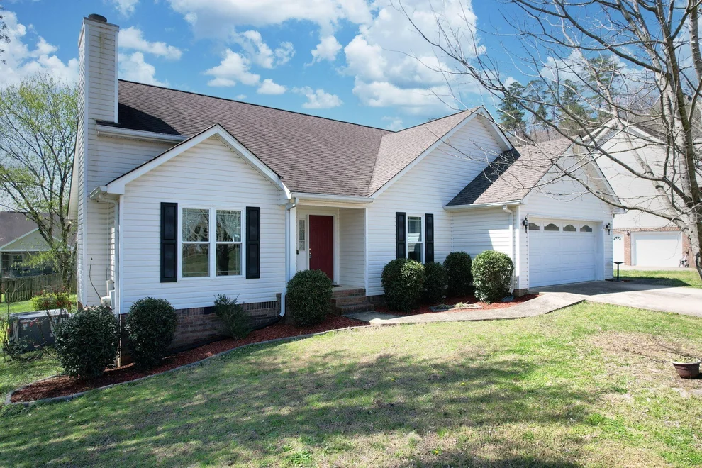 Unit for sale at 916 Canebreak Drive, Chattanooga, TN 37415