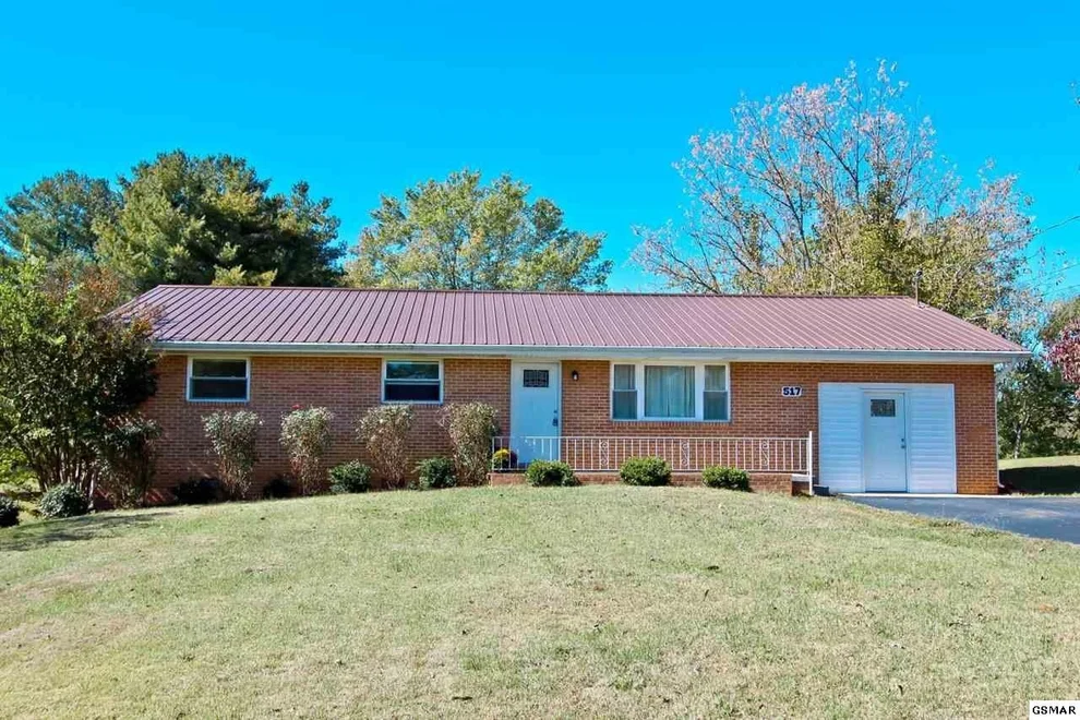 Unit for sale at 517 Crawley Drive, Newport, TN 37821