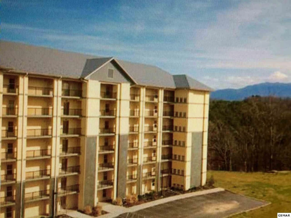 Unit for sale at 124 Plaza Drive, Pigeon Forge, TN 37863