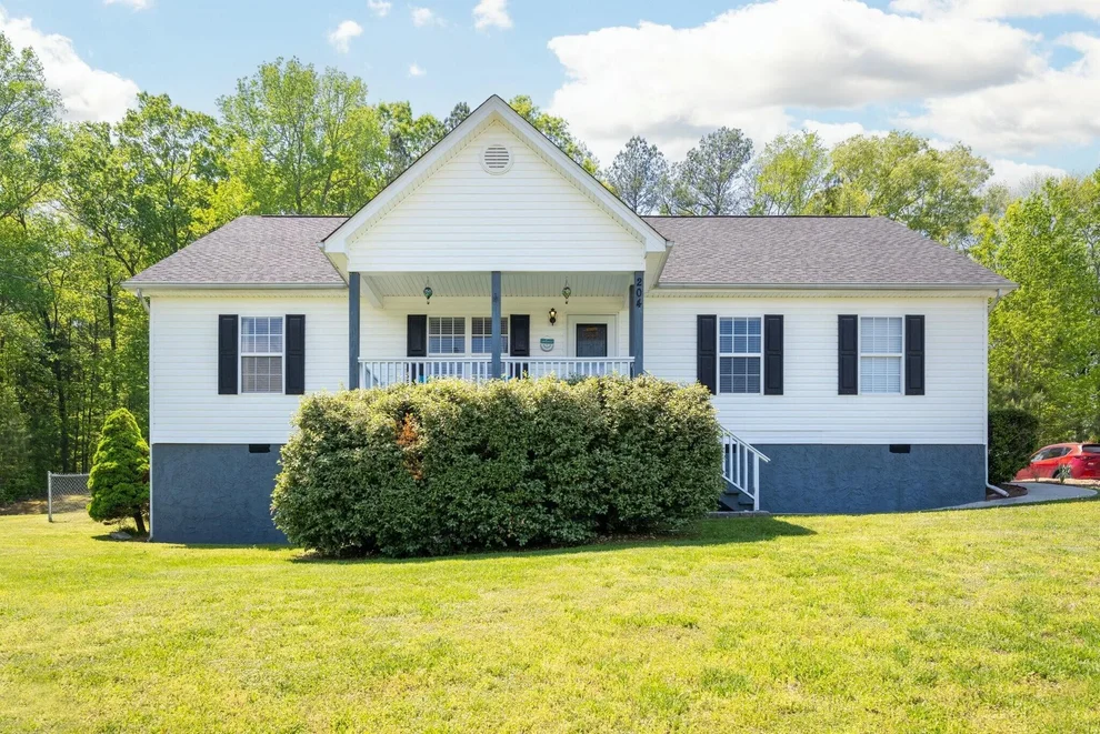 Unit for sale at 204 Wildfire Drive, Ringgold, GA 30736