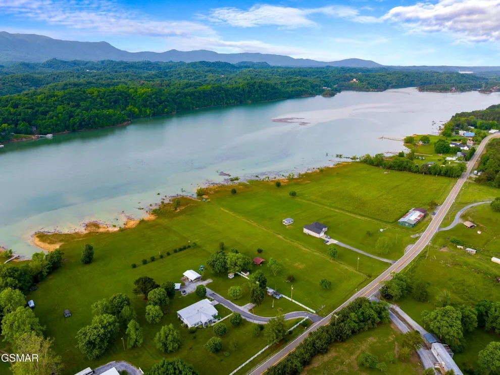 Unit for sale at 2605 Indian Creek Road, Dandridge, TN 37725