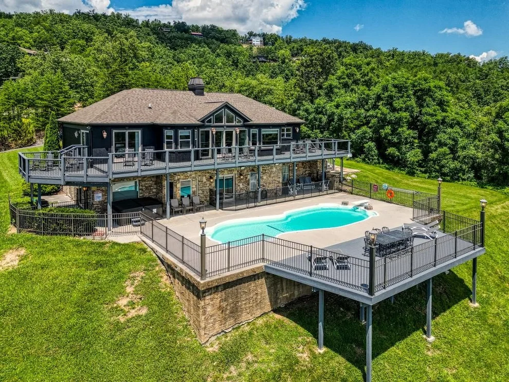 Unit for sale at 990 Autumn Ridge Way, Sevierville, TN 37876