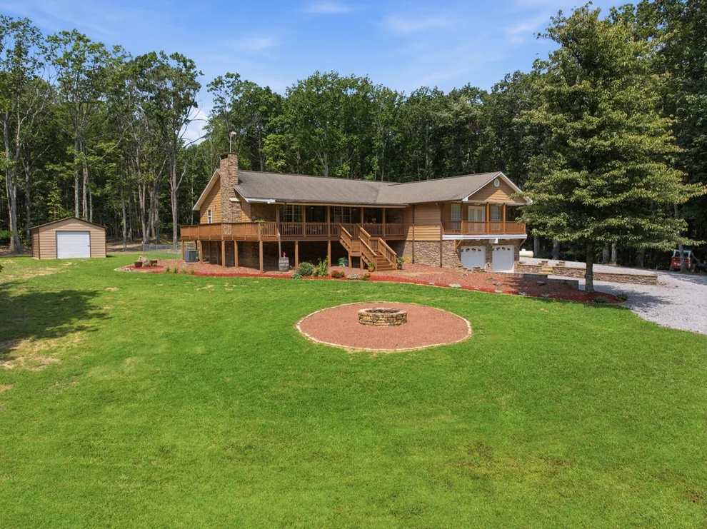 Unit for sale at 274 Greenwood Lane, Pikeville, TN 37367