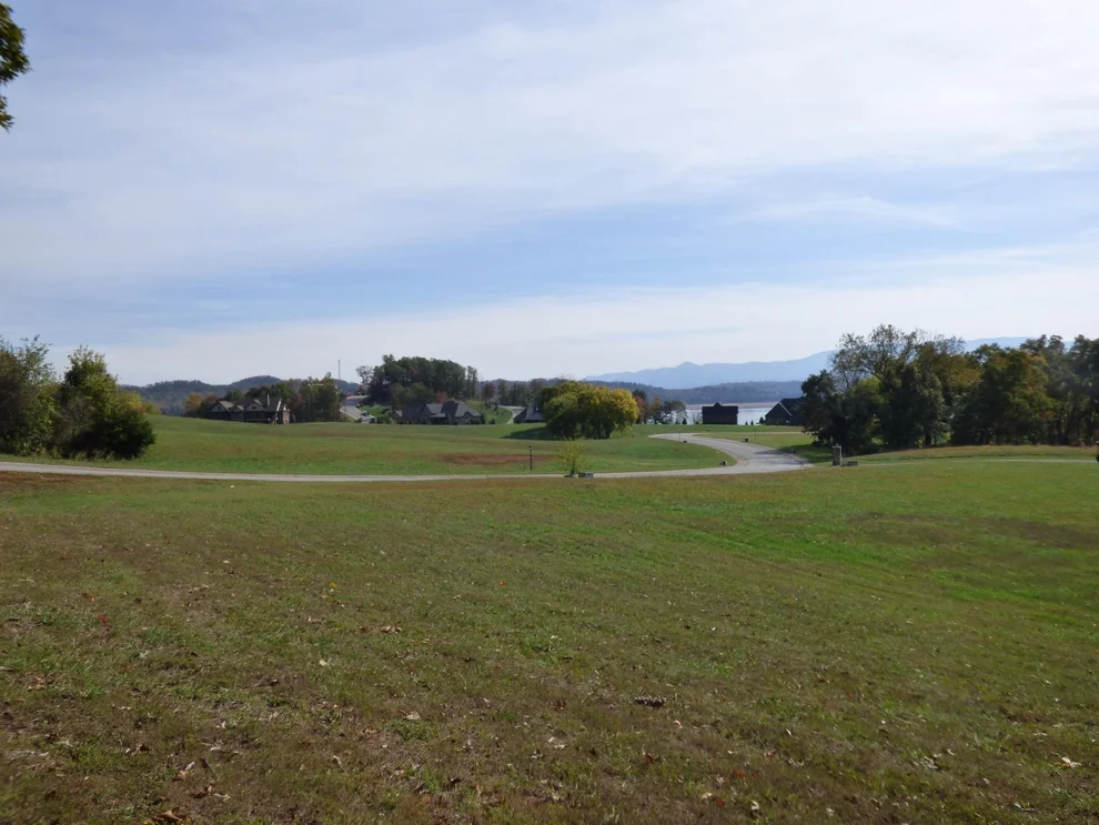 Unit for sale at 12 Majestic Circle, Dandridge, TN 37725