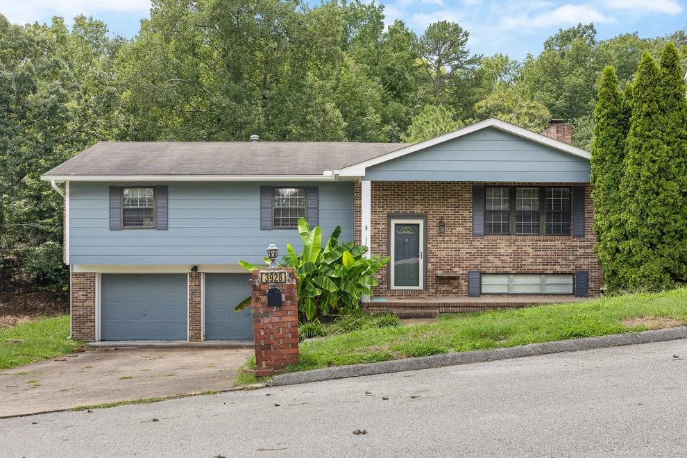 Unit for sale at 3928 S Mission Oaks Drive, Chattanooga, TN 37412