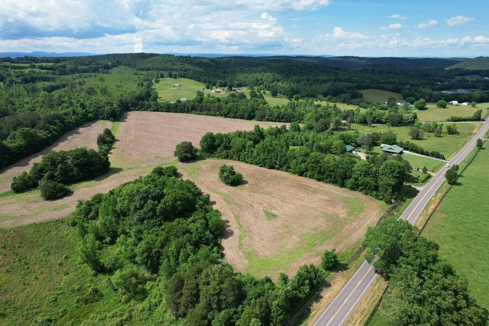 Unit for sale at 21337 State Highway 58, Decatur, TN 37322