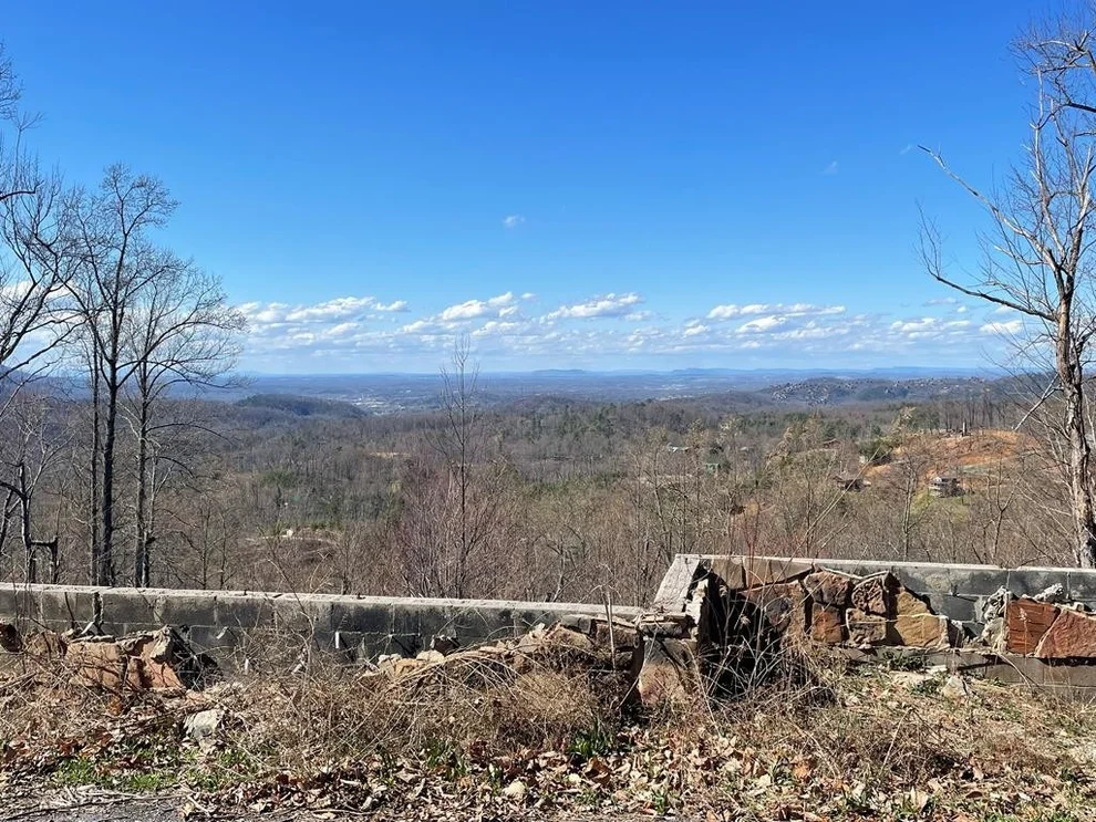 Unit for sale at 815 Kings Way, Gatlinburg, TN 37738