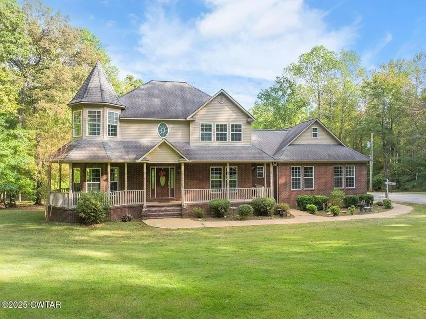 Unit for sale at 2400 Sand Ridge Bargerton Rd, Lexington, TN 38351