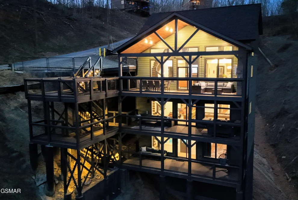 Unit for sale at 309 Pinnacle Drive, Gatlinburg, TN 37738