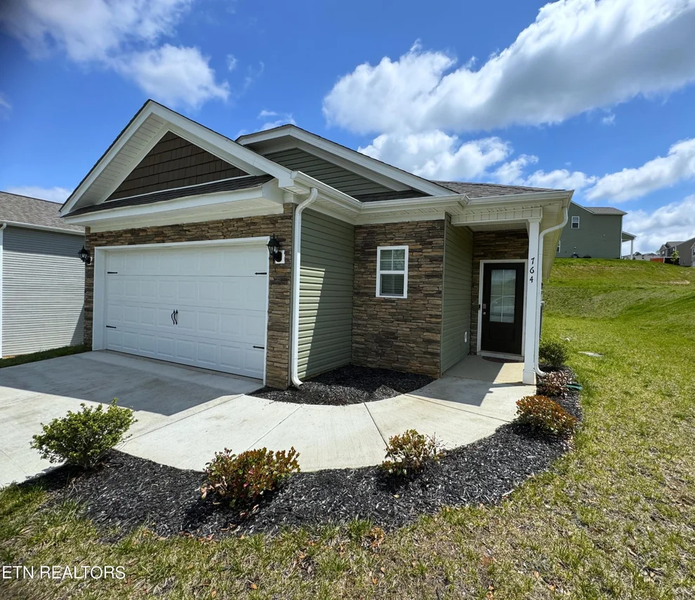 Unit for sale at 764 N Morelock Rd, Morristown, TN 37814