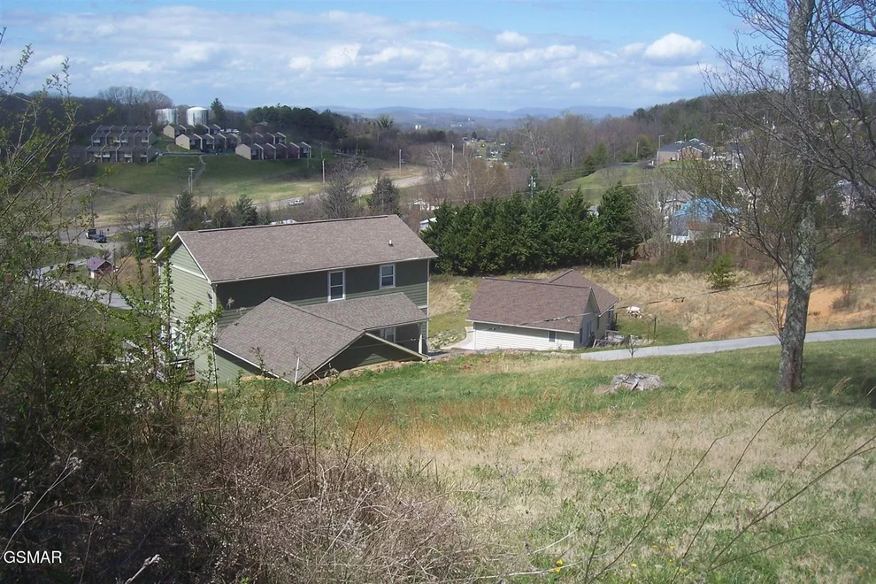 Unit for sale at 1321 Lauren Dr, Jefferson City, TN 37760