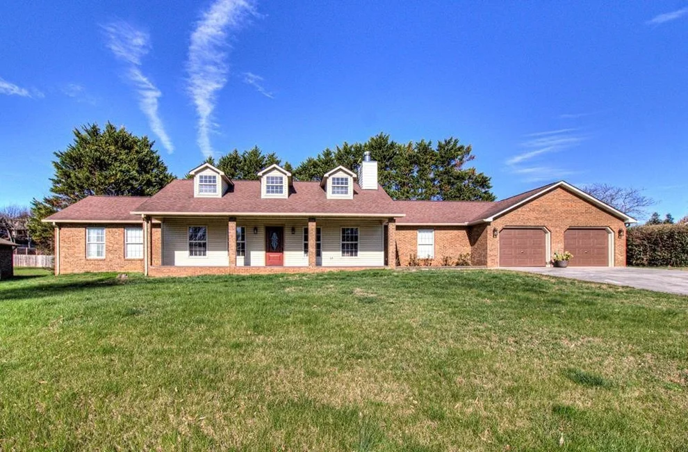 Unit for sale at 1021 Columbine Lea, Sevierville, TN 37862