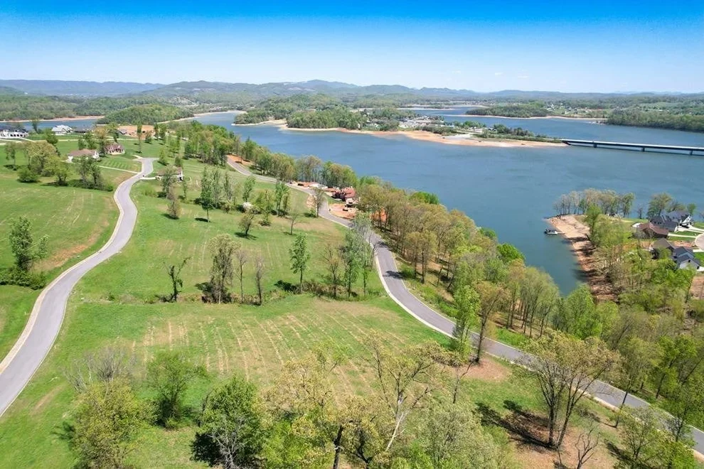 Unit for sale at 2069 Edgewater Sound, Morristown, TN 37814