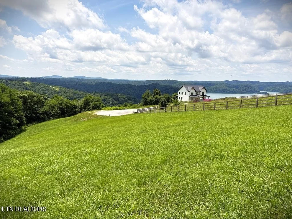 Unit for sale at 24 Bluegill Lane, Hilham, TN 38568