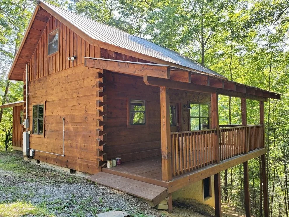 Unit for sale at 1921 Charles Lewis Way, Sevierville, TN 37876