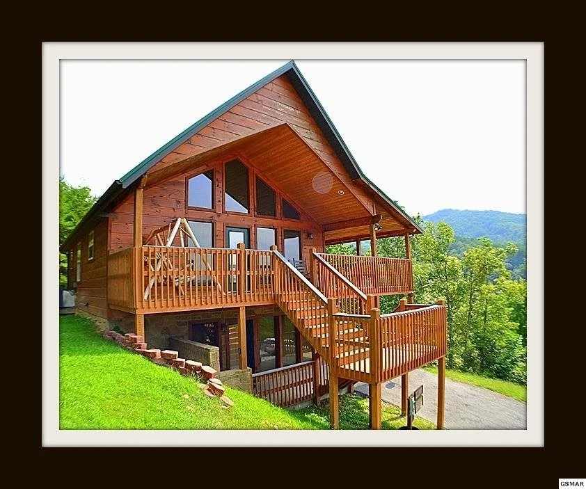 Unit for sale at 106 Ashley Circle, Townsend, TN 37882